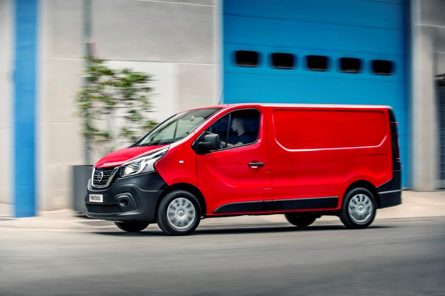  Nissan NV300 Van 2016 года  (фото 2 из 32)